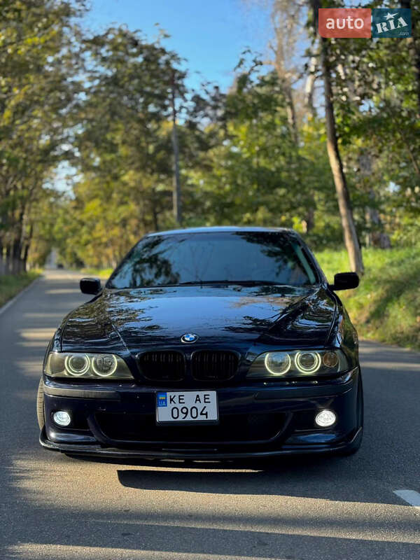 Седан BMW 5 Series 1998 в Харькове