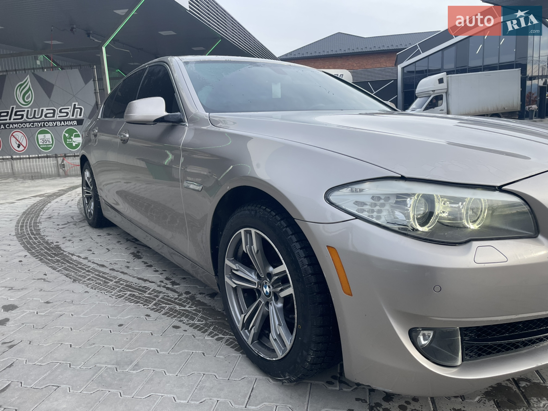 2013 BMW 5er - мініатюра 3