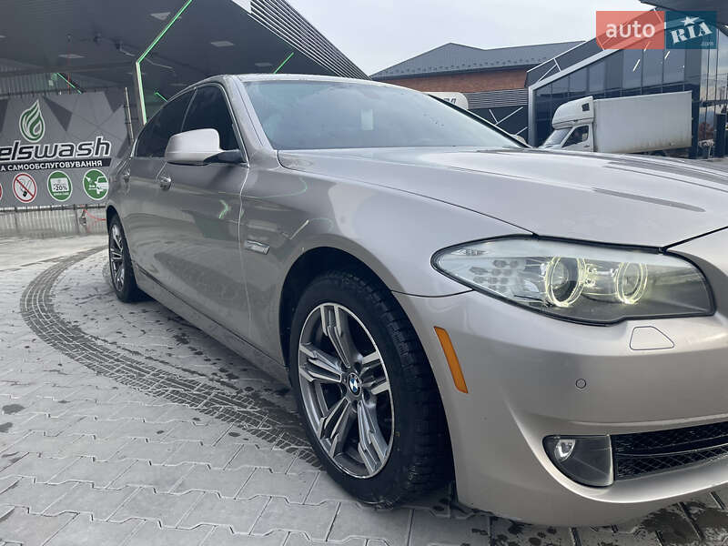 Седан BMW 5 Series 2013 в Черновцах