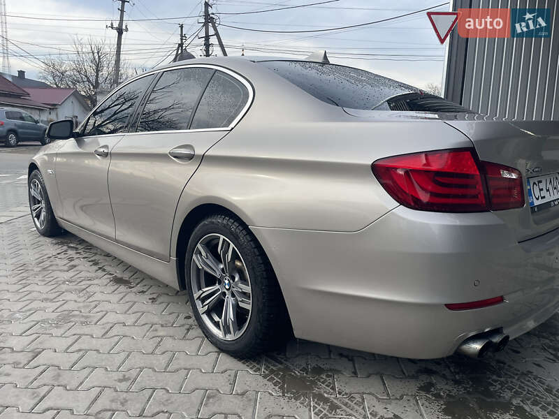 Седан BMW 5 Series 2013 в Черновцах