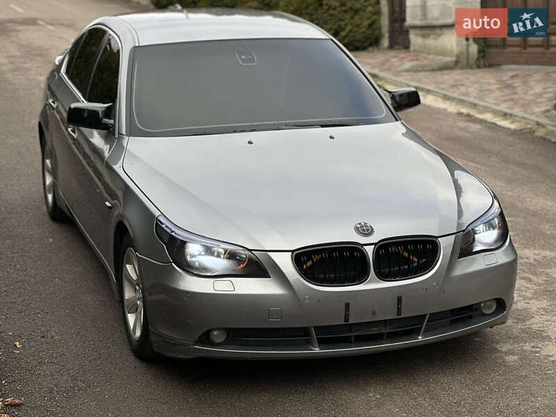 Седан BMW 5 Series 2003 в Ровно