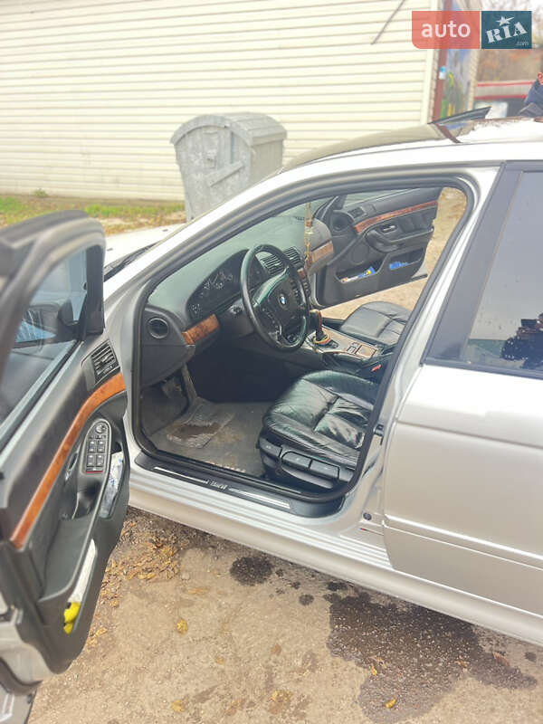 Седан BMW 5 Series 2001 в Херсоне