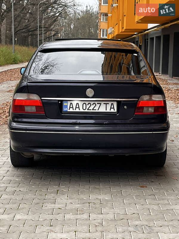 Седан BMW 5 Series 2001 в Виннице