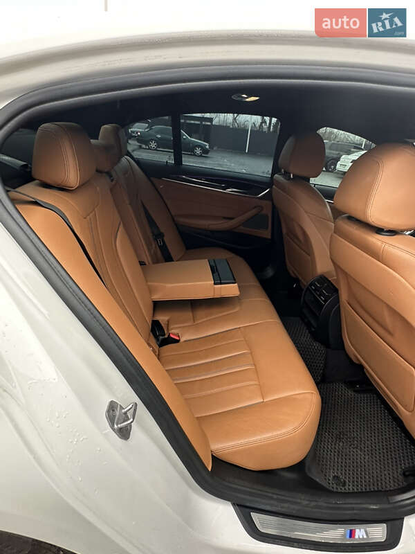 Седан BMW 5 Series 2018 в Днепре фото 8 Седан BMW 5 Series 2018 в Днепре