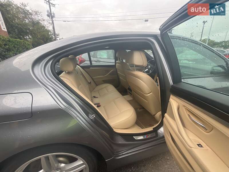 Седан BMW 5 Series 2014 в Одессе