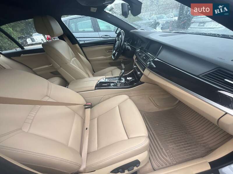 Седан BMW 5 Series 2014 в Одессе