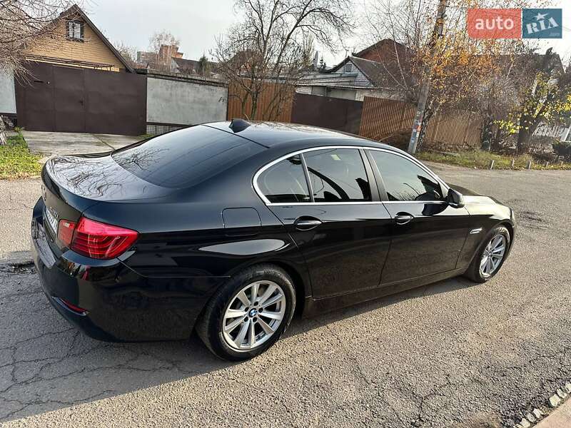 Седан BMW 5 Series 2015 в Дніпрі