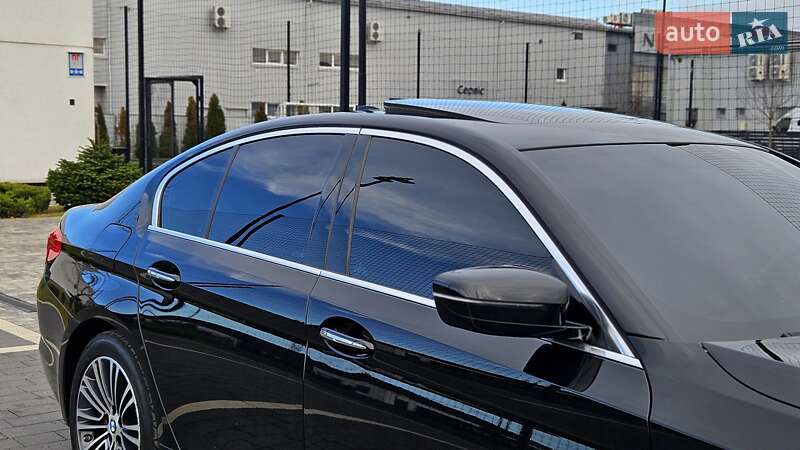 Седан BMW 5 Series 2017 в Мукачево