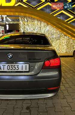 Седан BMW 5 Series 2005 в Ровно