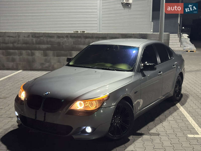 Седан BMW 5 Series 2007 в Сарнах