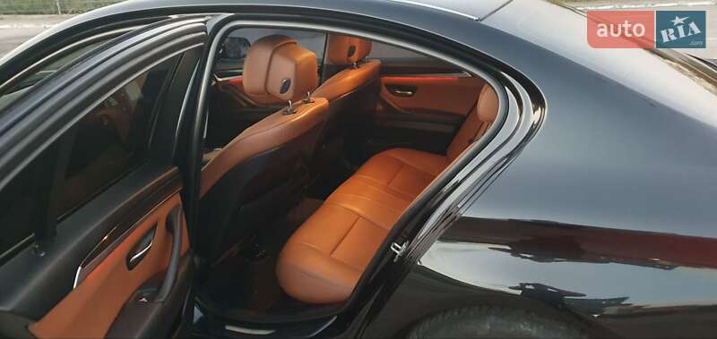 Седан BMW 5 Series 2012 в Івано-Франківську