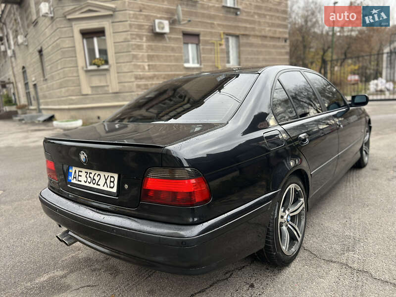 Седан BMW 5 Series 1999 в Днепре