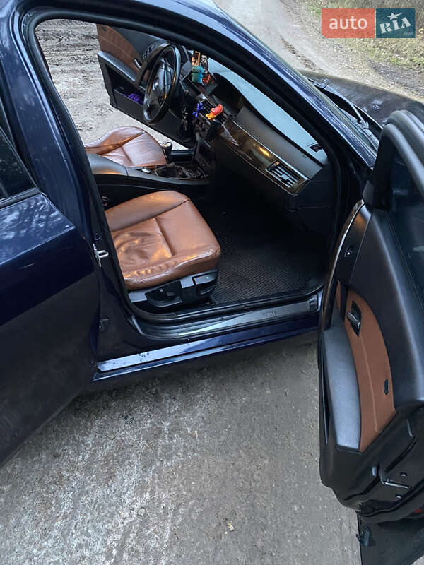 Седан BMW 5 Series 2003 в Киеве фото 25 Седан BMW 5 Series 2003 в Киеве