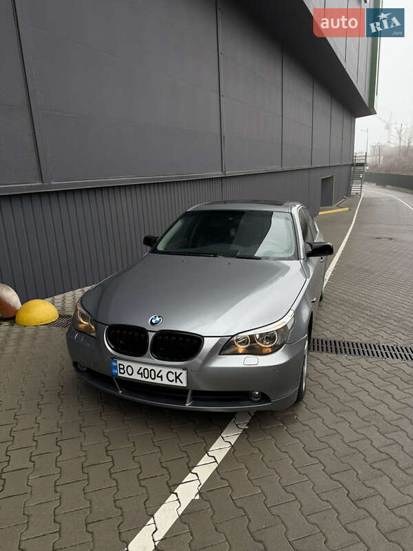 Седан BMW 5 Series 2004 в Тернополе
