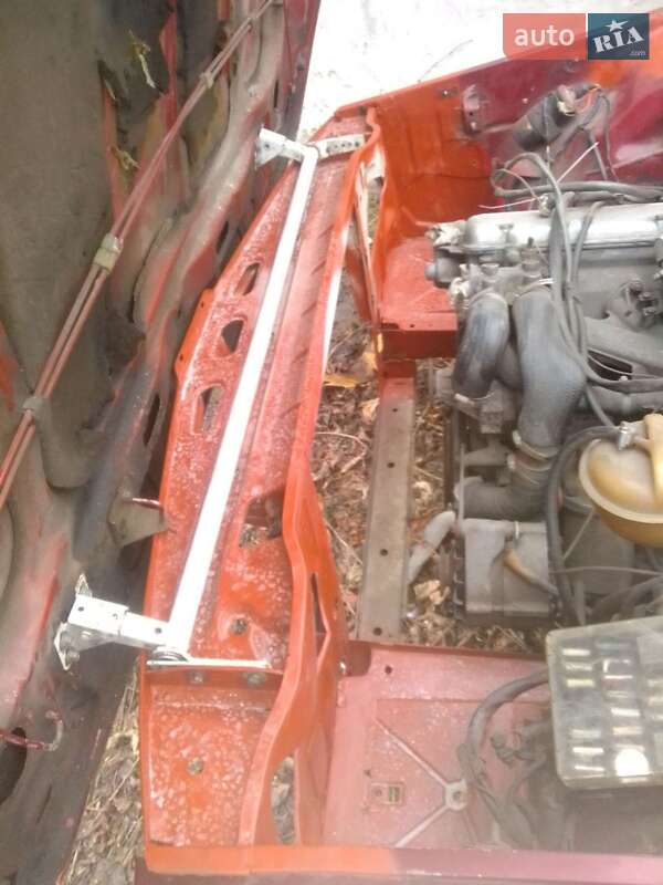 Седан BMW 5 Series 1981 в Киеве