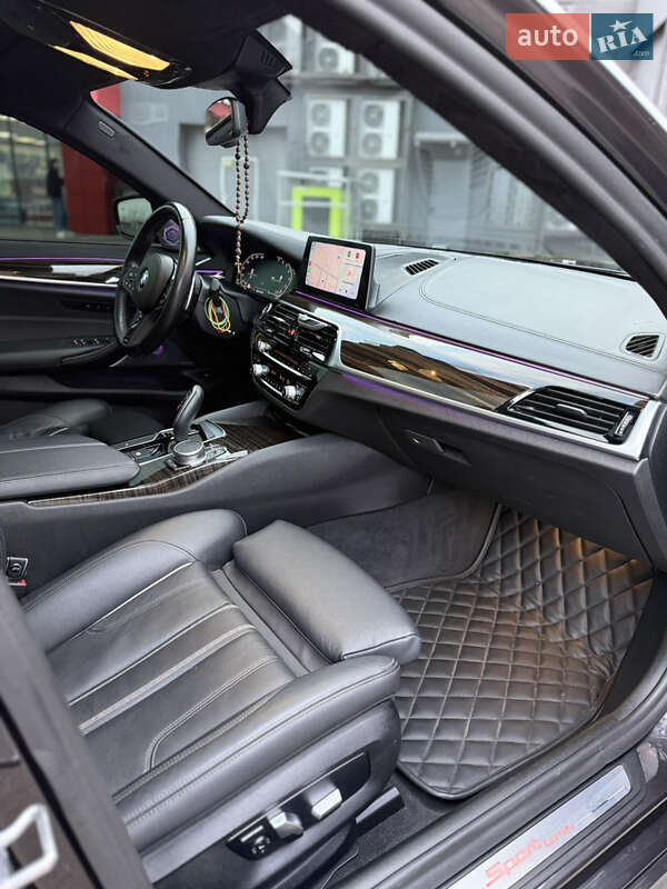 Седан BMW 5 Series 2019 в Днепре фото 40 Седан BMW 5 Series 2019 в Днепре