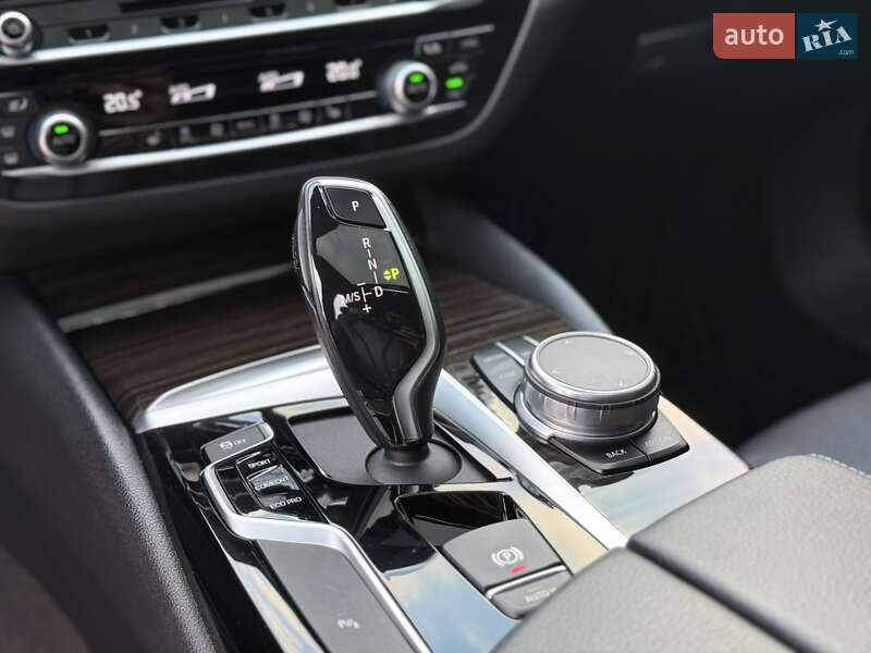 Седан BMW 5 Series 2019 в Днепре фото 45 Седан BMW 5 Series 2019 в Днепре
