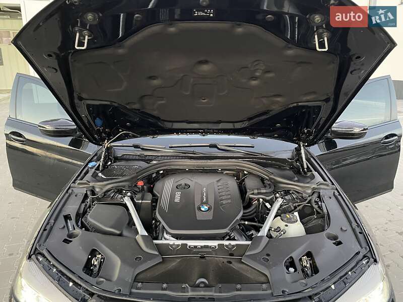 Седан BMW 5 Series 2018 в Вінниці