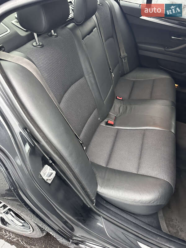 Седан BMW 5 Series 2011 в Чернигове