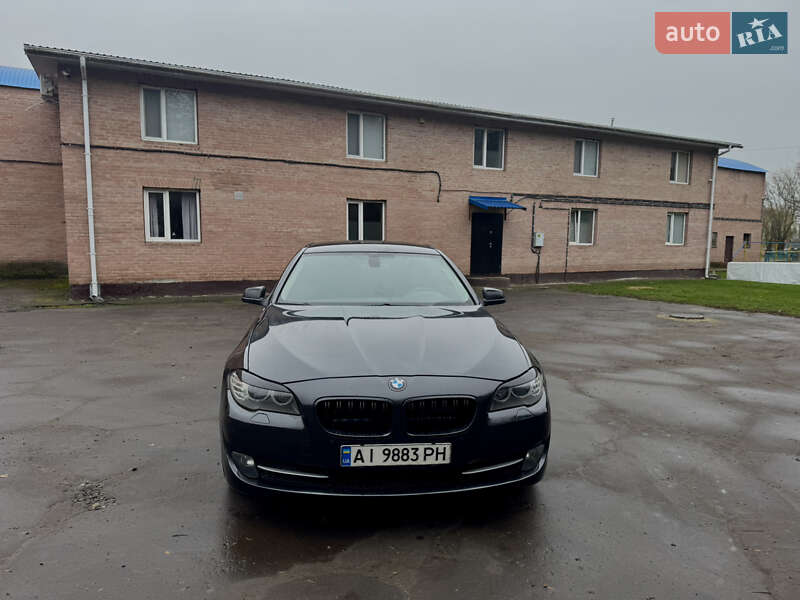 Седан BMW 5 Series 2012 в Киеве