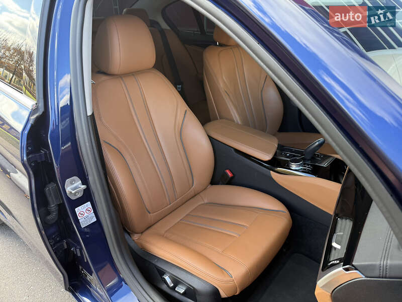 Седан BMW 5 Series 2018 в Киеве