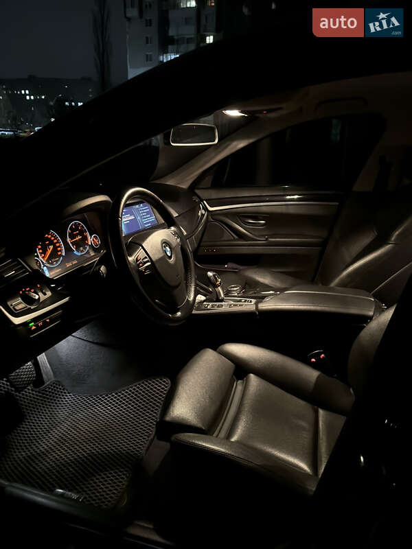 Седан BMW 5 Series 2014 в Южноукраинске