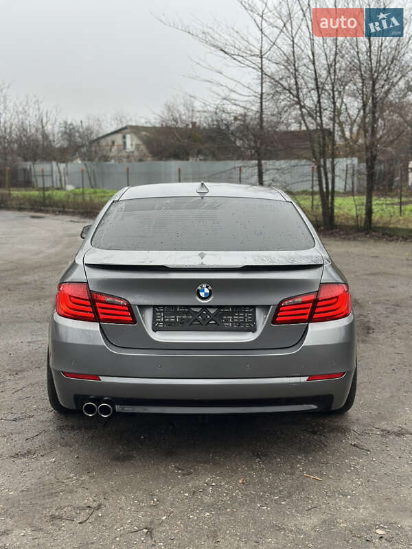 Седан BMW 5 Series 2010 в Полтаві