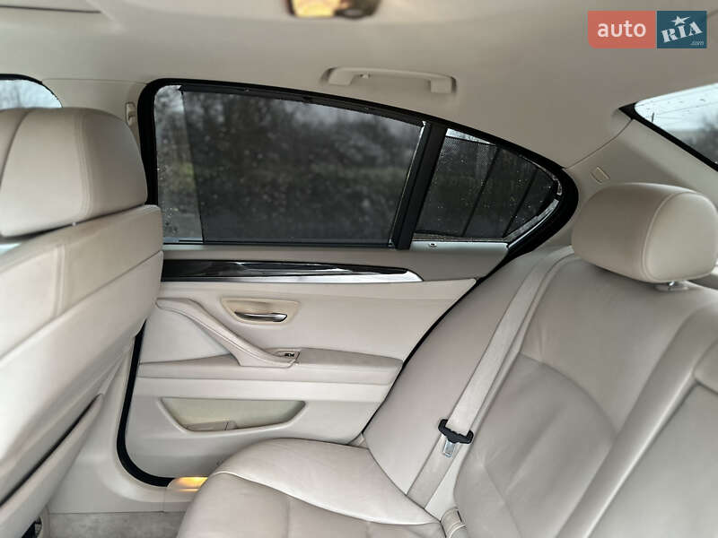 Седан BMW 5 Series 2010 в Полтаві
