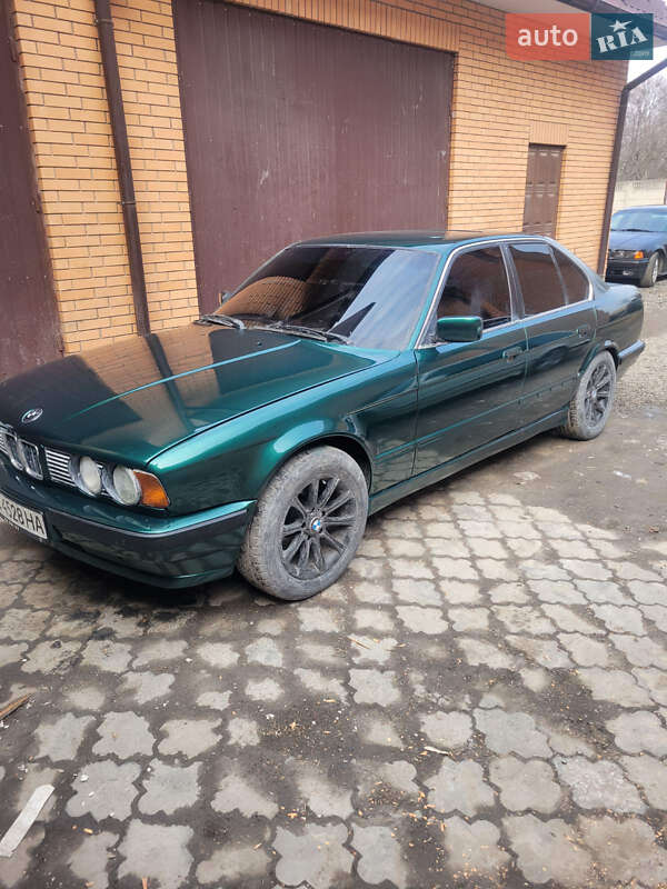 Седан BMW 5 Series 1993 в Луцке фото 2 Седан BMW 5 Series 1993 в Луцке