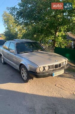 Седан BMW 5 Series 1989 в Жмеринке