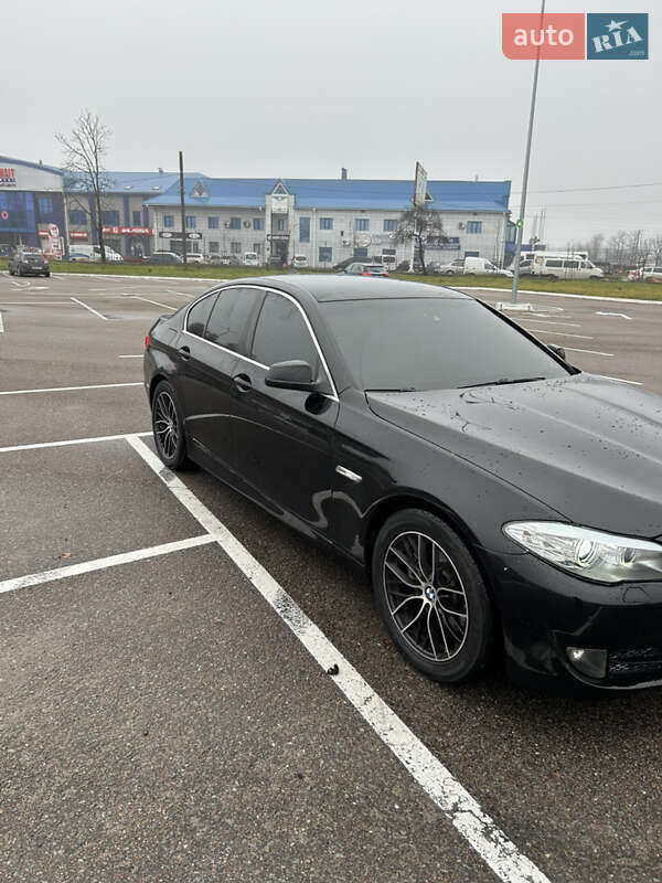 BMW 5 Series 2011 BMW 5 Series 2011