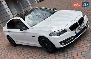 Седан BMW 5 Series 2016 в Львові
