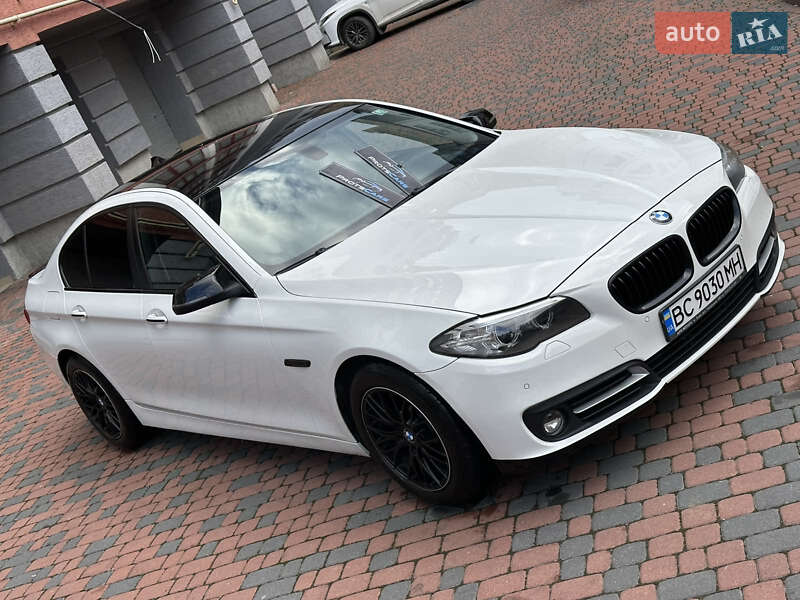 Седан BMW 5 Series 2016 в Львове фото Седан BMW 5 Series 2016 в Львове