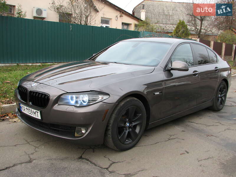 BMW 5 Series 2010 BMW 5 Series 2010