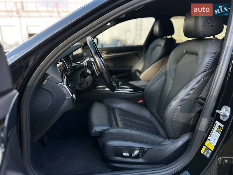 Седан BMW 5 Series 2018 в Киеве
