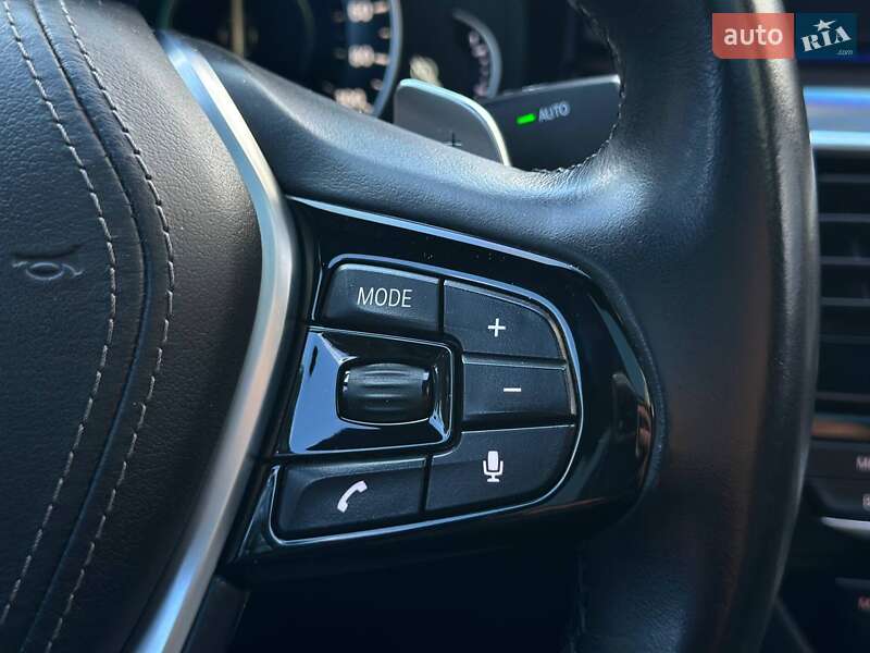 Седан BMW 5 Series 2018 в Киеве