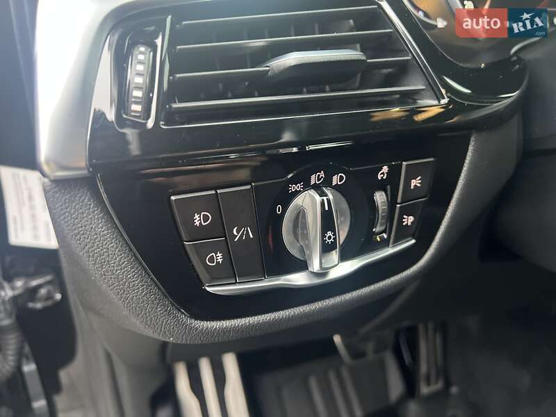 Седан BMW 5 Series 2017 в Мукачевому