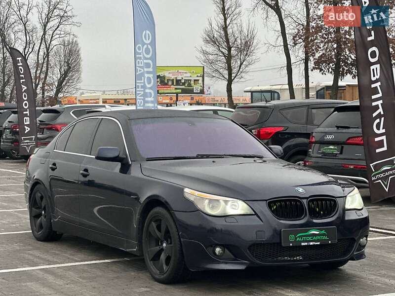 Седан BMW 5 Series 2004 в Киеве