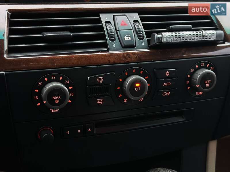 Седан BMW 5 Series 2004 в Киеве