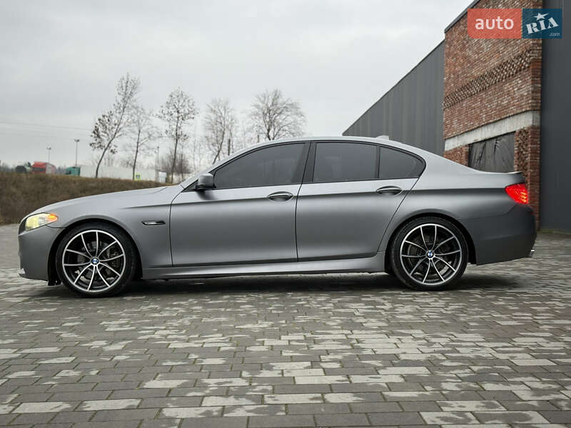 Седан BMW 5 Series 2011 в Хмельницком
