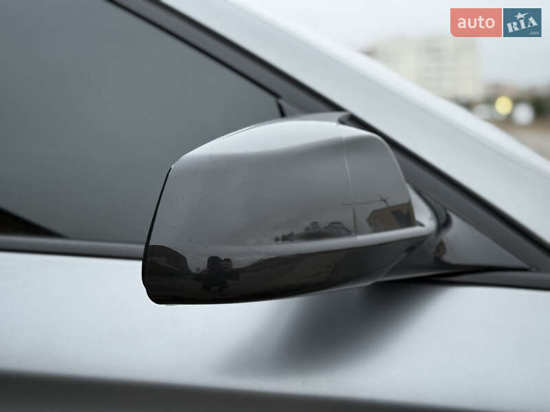 Седан BMW 5 Series 2011 в Хмельницком