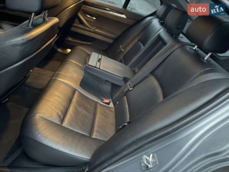 Седан BMW 5 Series 2011 в Хмельницком