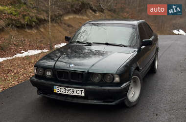 Седан BMW 5 Series 1995 в Стрию