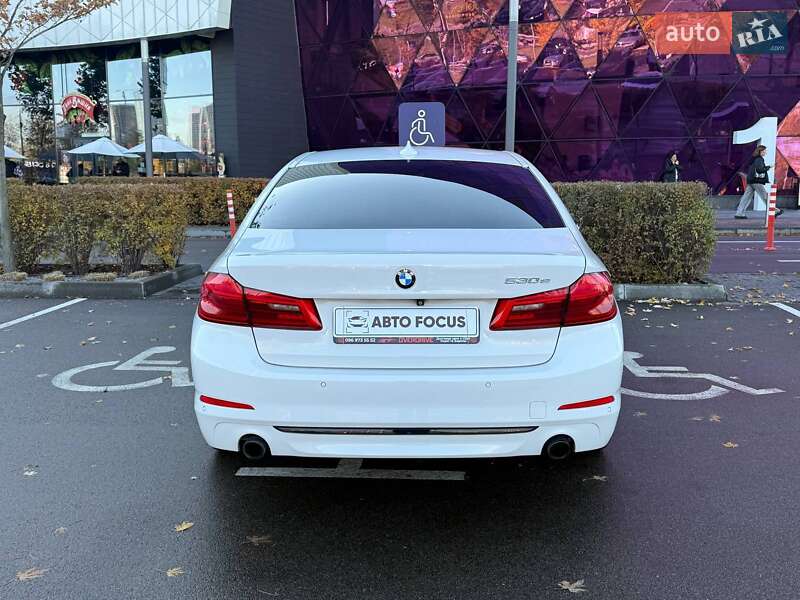 Седан BMW 5 Series 2018 в Киеве