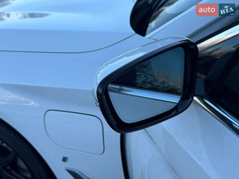 Седан BMW 5 Series 2018 в Киеве