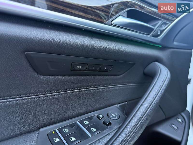 Седан BMW 5 Series 2018 в Киеве