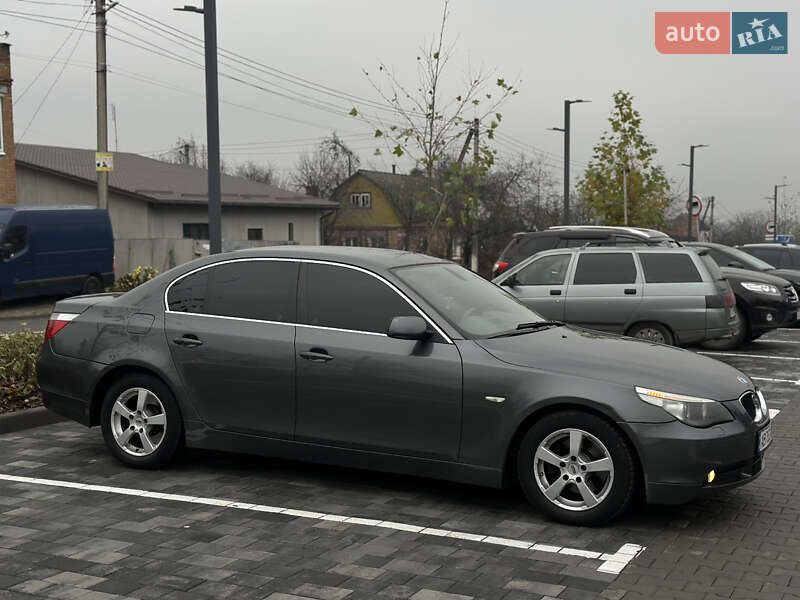 Седан BMW 5 Series 2004 в Виннице