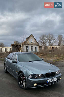 Седан BMW 5 Series 2003 в Летичеве