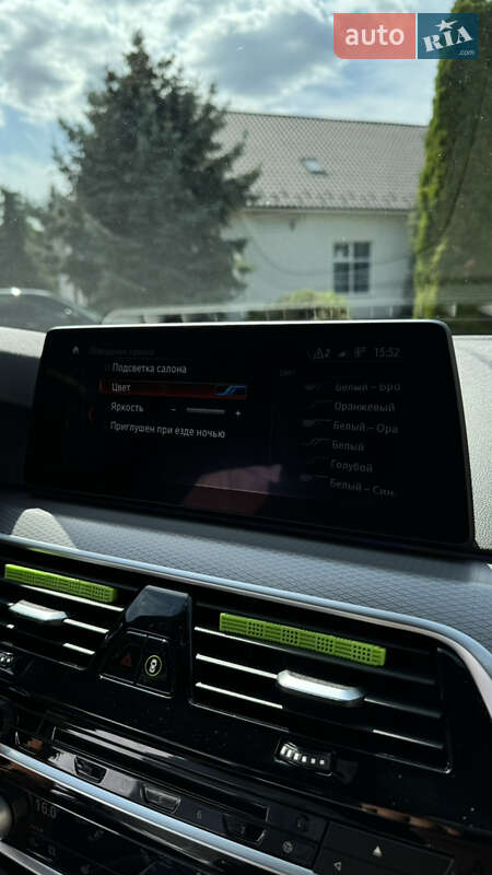 Седан BMW 5 Series 2017 в Мукачевому