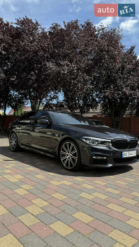 Седан BMW 5 Series 2017 в Мукачевому